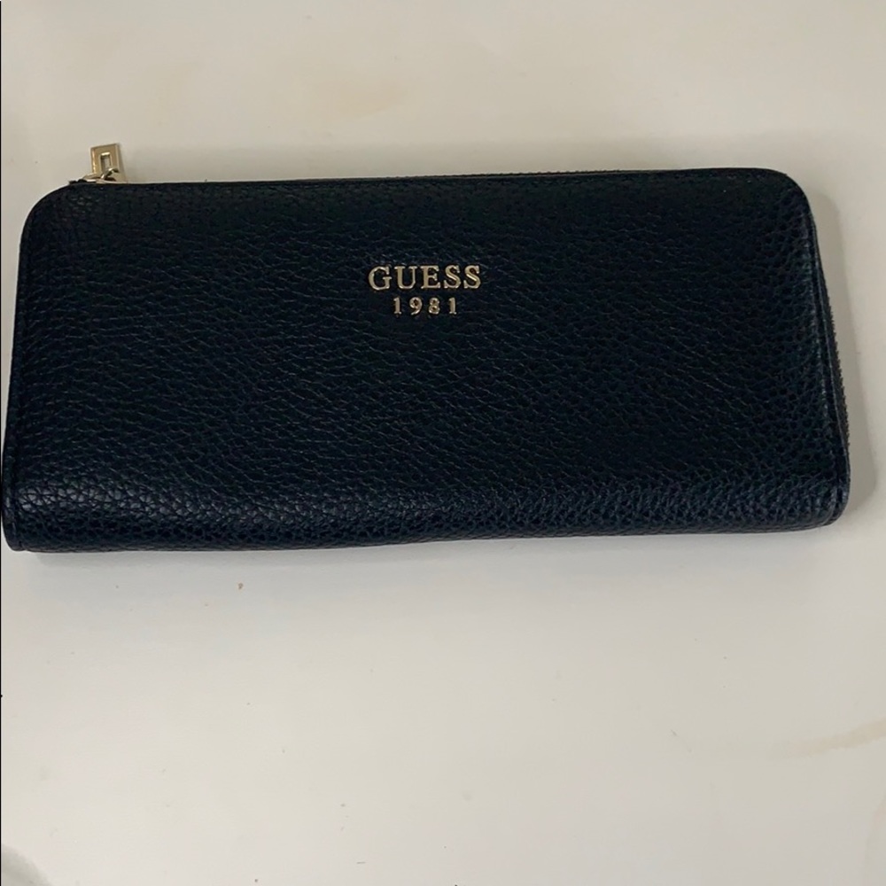 Black wallet